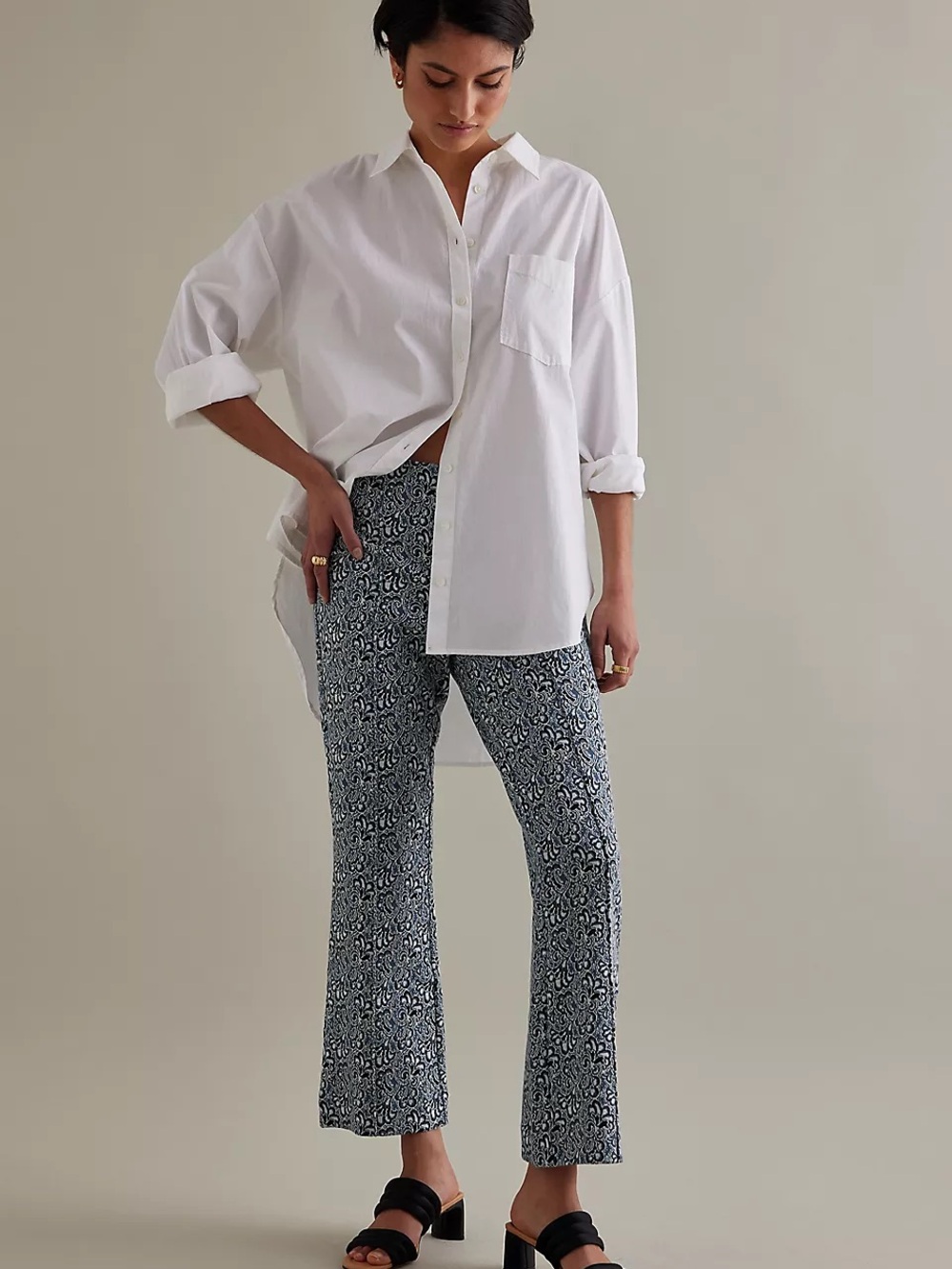 Maeve Anthropologie The Margot Cropped Kick Flare Pants in Green Floral Print